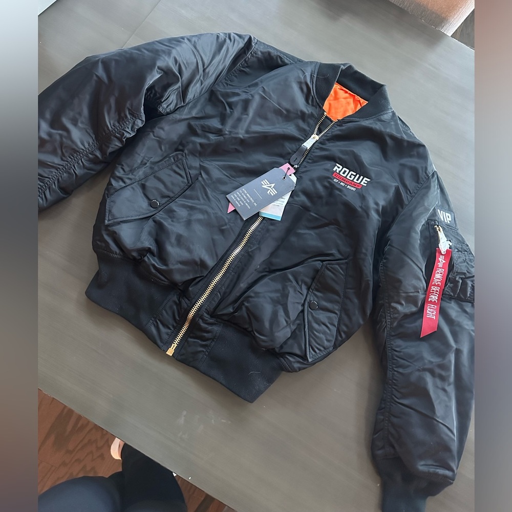 NWT Alpha Industries Jacket New MA-1 Flight Bomber Rogue Company VIP Black M
